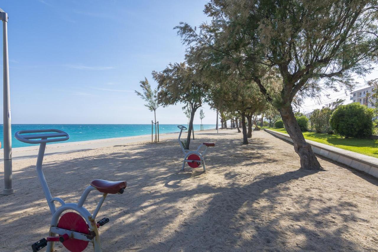 Homeholidaysrentals Margot - Costa Barcelona Pineda de Mar Dış mekan fotoğraf