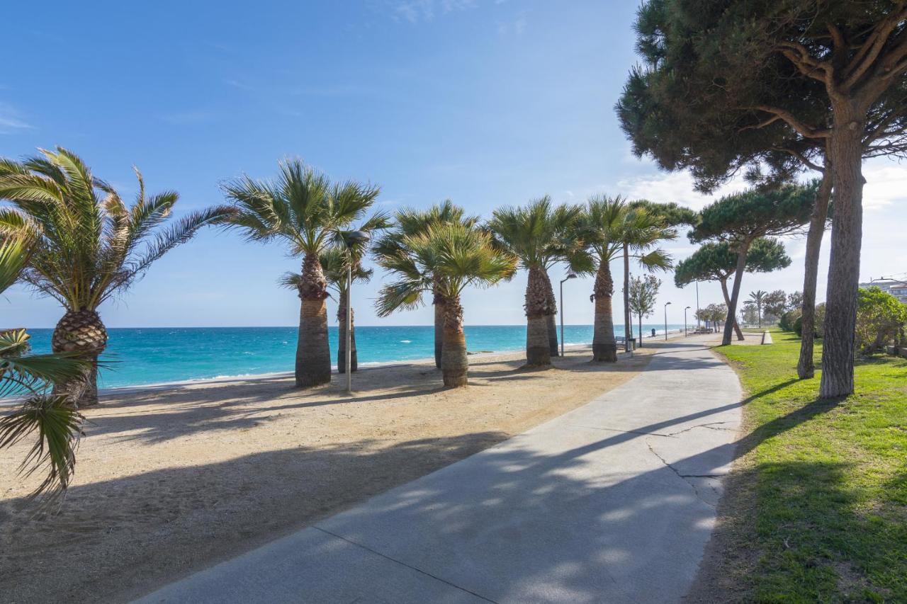 Homeholidaysrentals Margot - Costa Barcelona Pineda de Mar Dış mekan fotoğraf