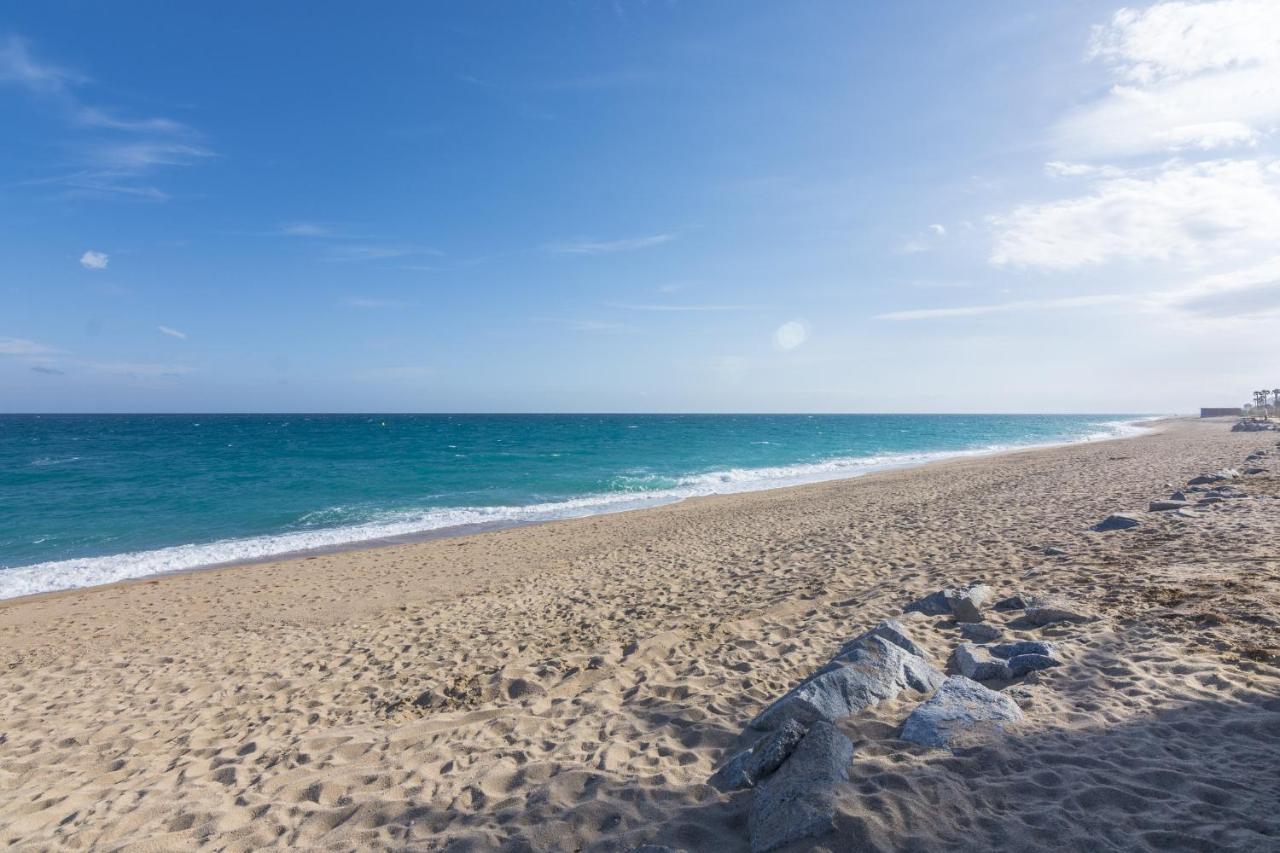 Homeholidaysrentals Margot - Costa Barcelona Pineda de Mar Dış mekan fotoğraf